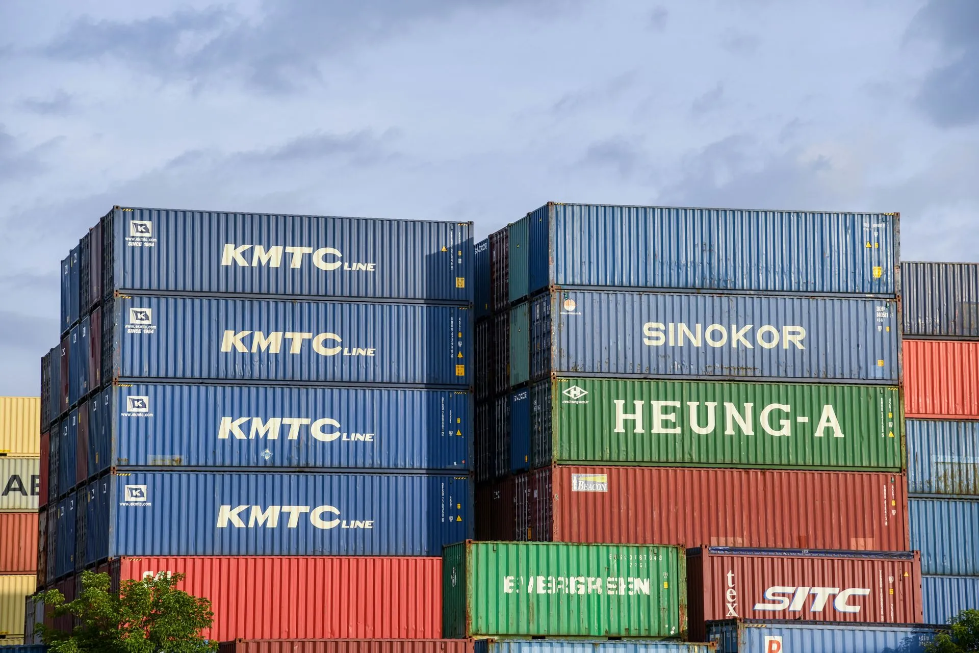 NH Logistics Vision — Connected, Reliable, Growing